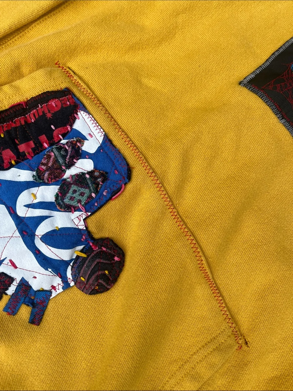 Custom Hoodie Golden Rod Yellow Mens Small Metallica Odd Dog Taz Crooks hundreds